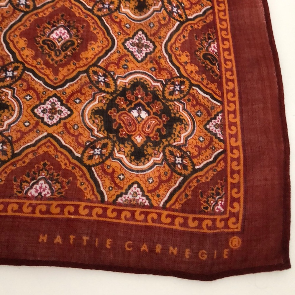 VTG Hattie Carnegie Paisley Wool Scarf/Wrap Square - Picture 4 of 7